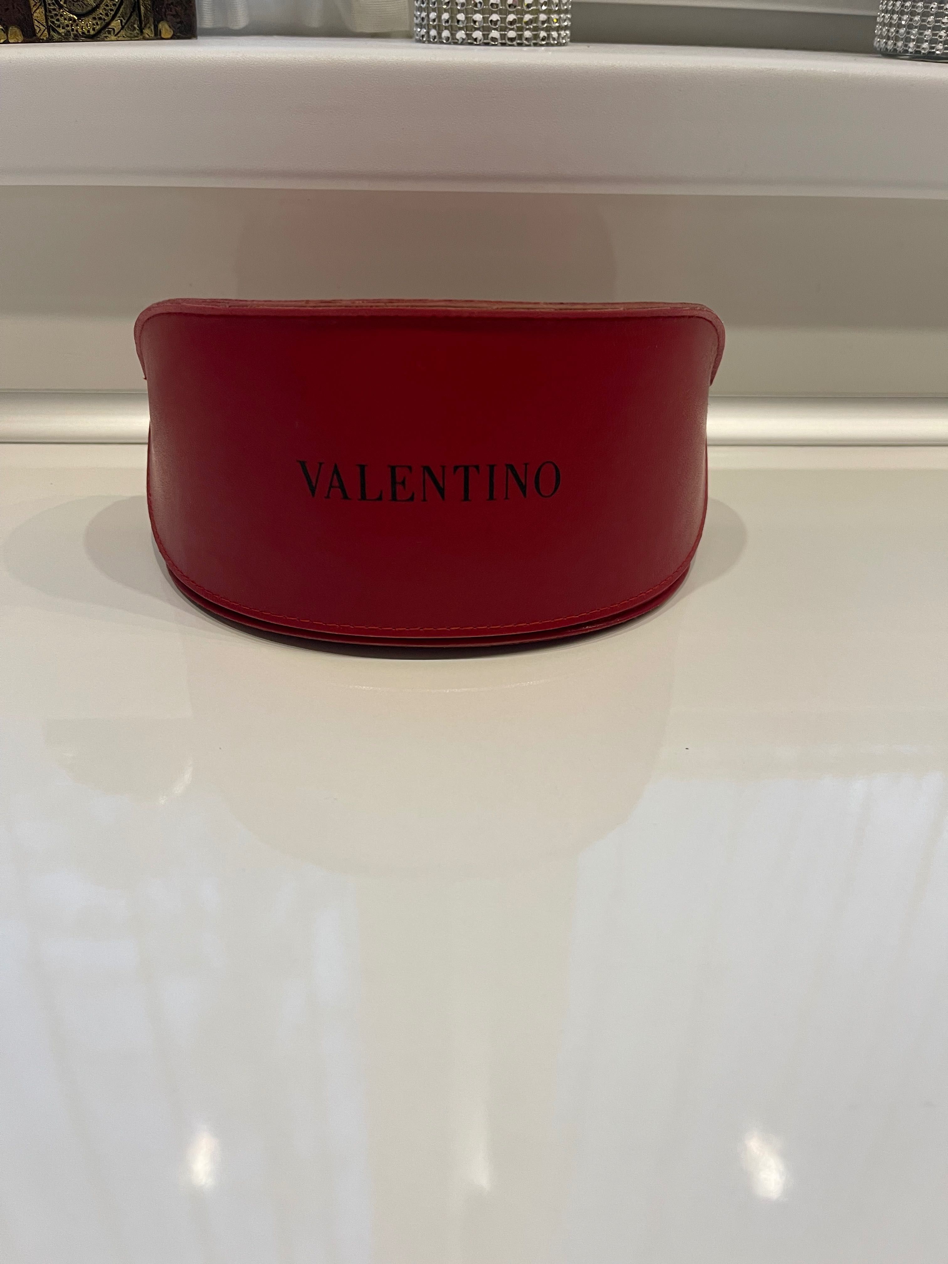 Продавам оригинални очила Valentino