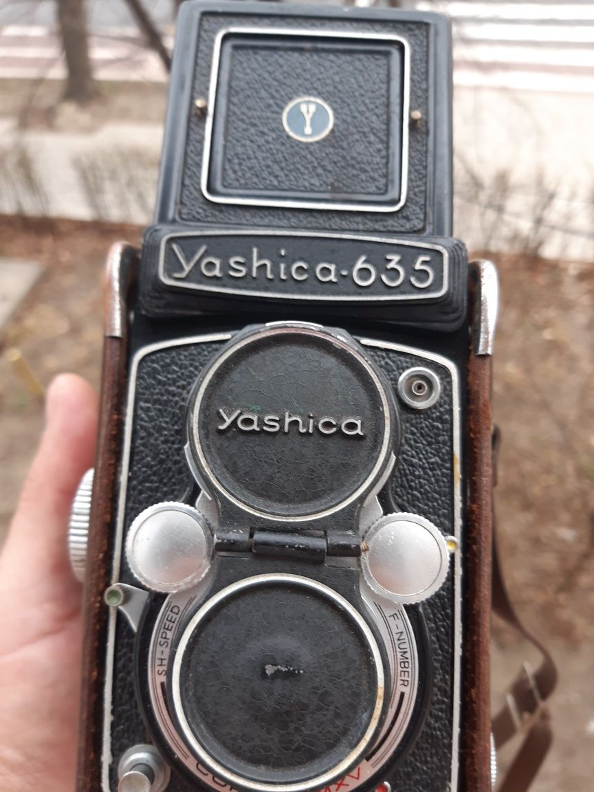 Yashica-635 -Vintage,testat funcțional cu accesorii, Japan