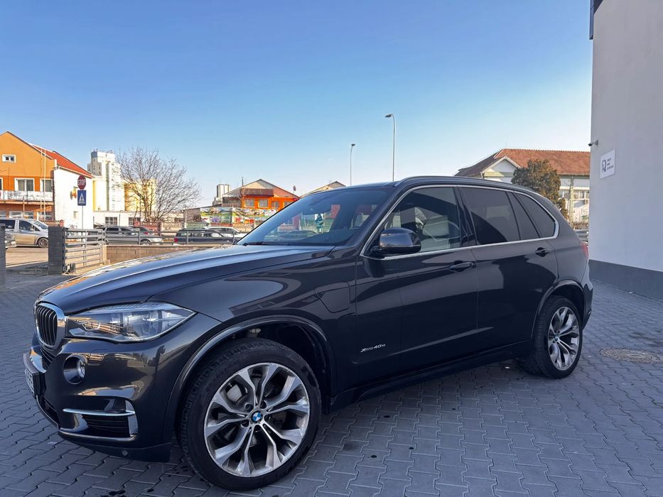 BMW X5 BMW X5 4.0e. Defect