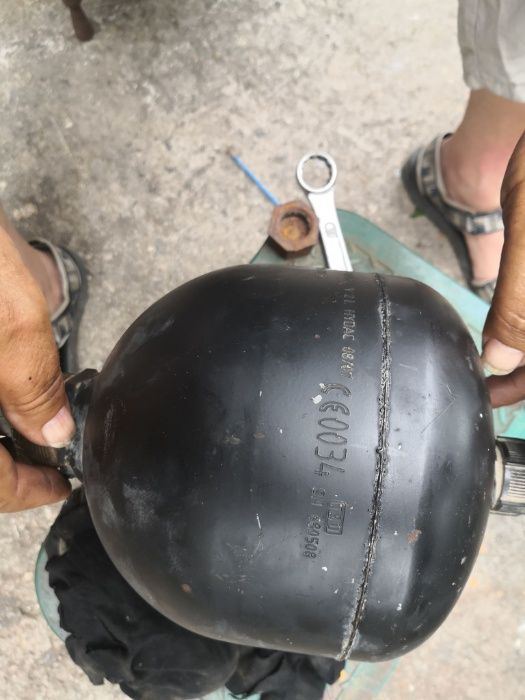 Хидроакумулатори Case; JCB; New holland