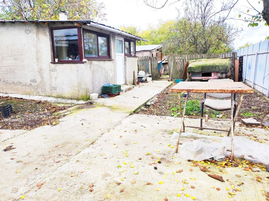 Casă Bătrânească Mărtăcești. 532 .m2, la 9 min de Brăila 30.000e neg