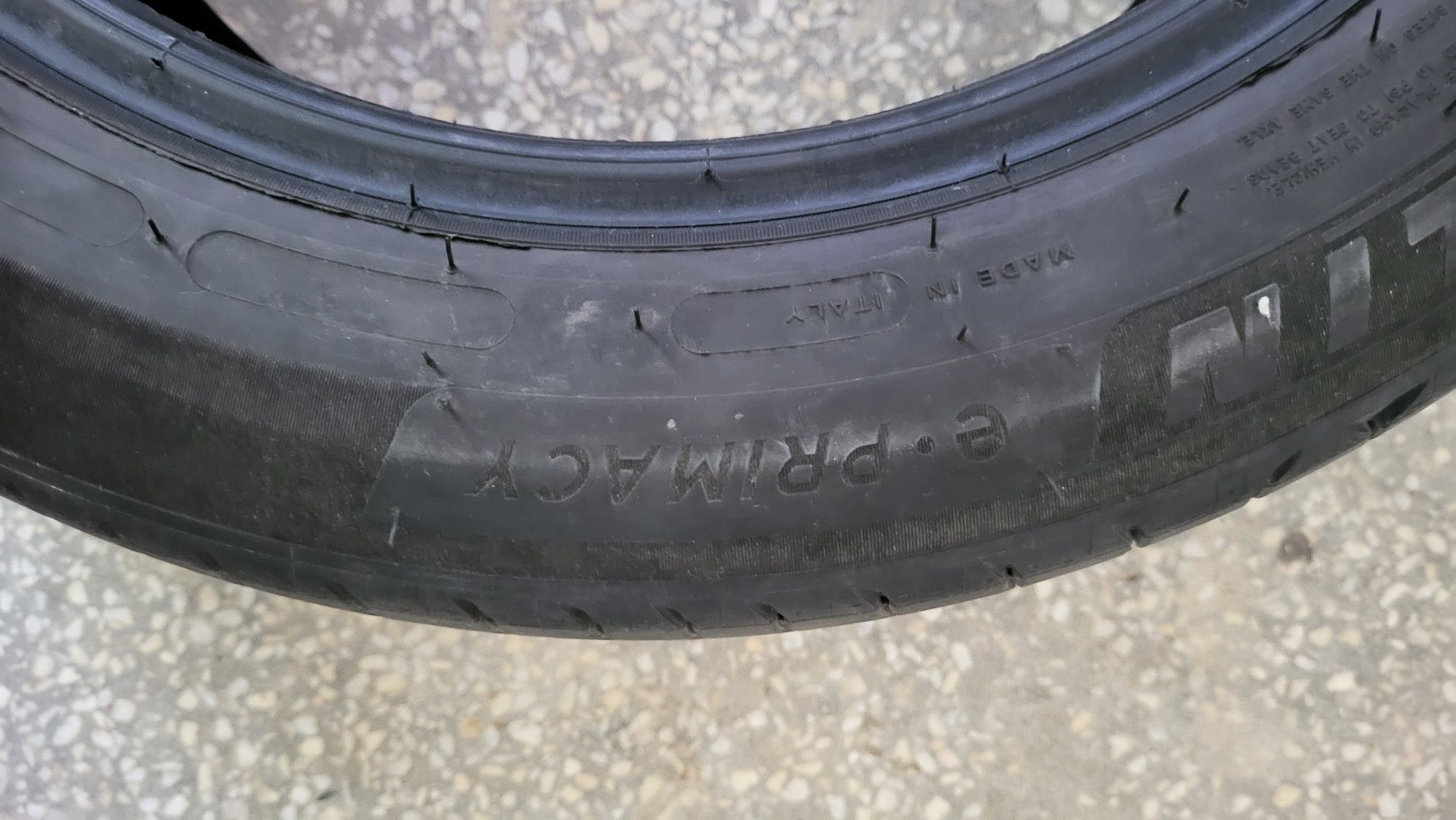 Vând 4 anvelope de vară Michelin 195 55r16