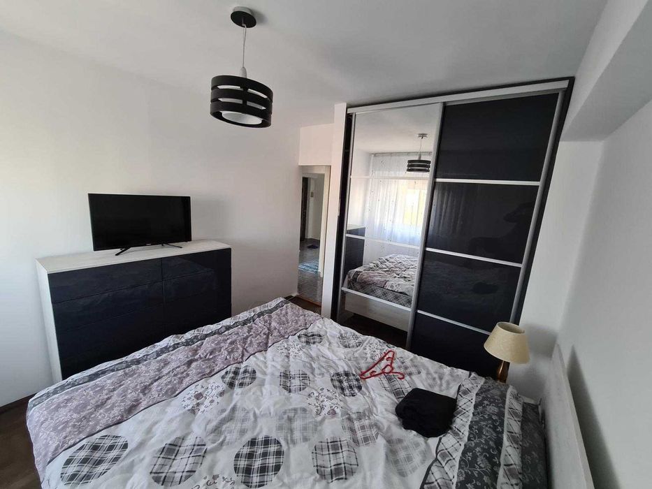 Inchiriez apart. 3 cam decom, mobilat si utilat, etaj 5/7 Tiglina 1