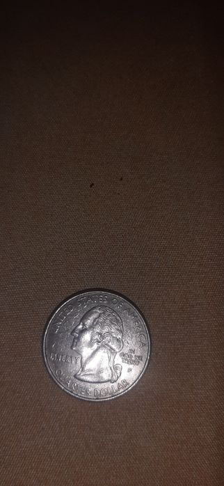 Продам манету  QUARTER DOLLAR четвертак