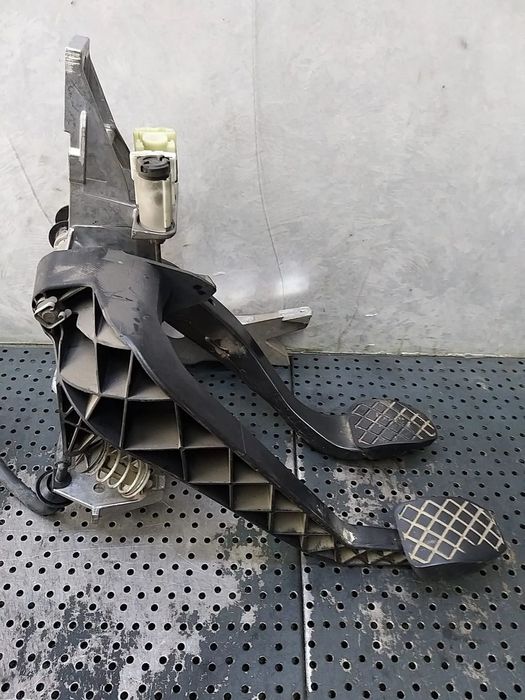 Ansamblu pedalier 1.9 tdi audi a4 b6 8e 8e1721117a