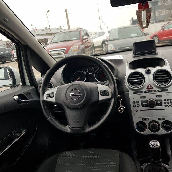 Vînd opel corsa 1,3 diesel