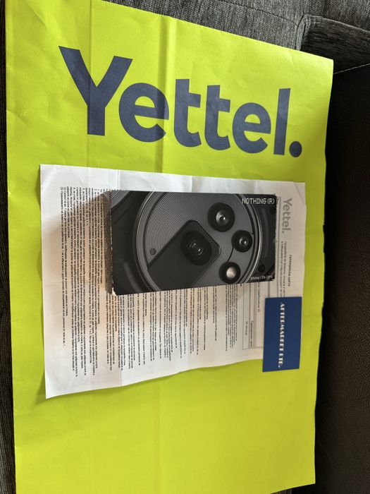 КАТО НОВ 256GB Nothing Phone 3a Pro Гаранция Yettel до 2028 г. Black