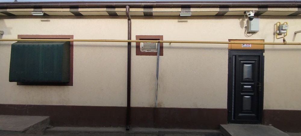 SROCHNO 2 xonali uy sotiladi