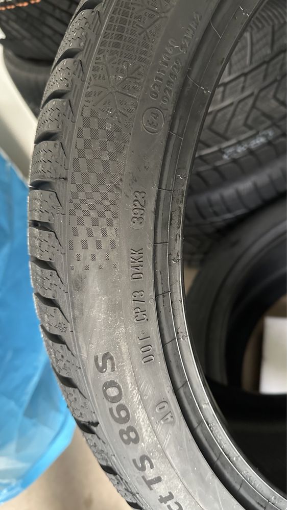 2 Anvelope Iarna CONTINENTAL TS 860 S AO 255/40 R20 101 W XL