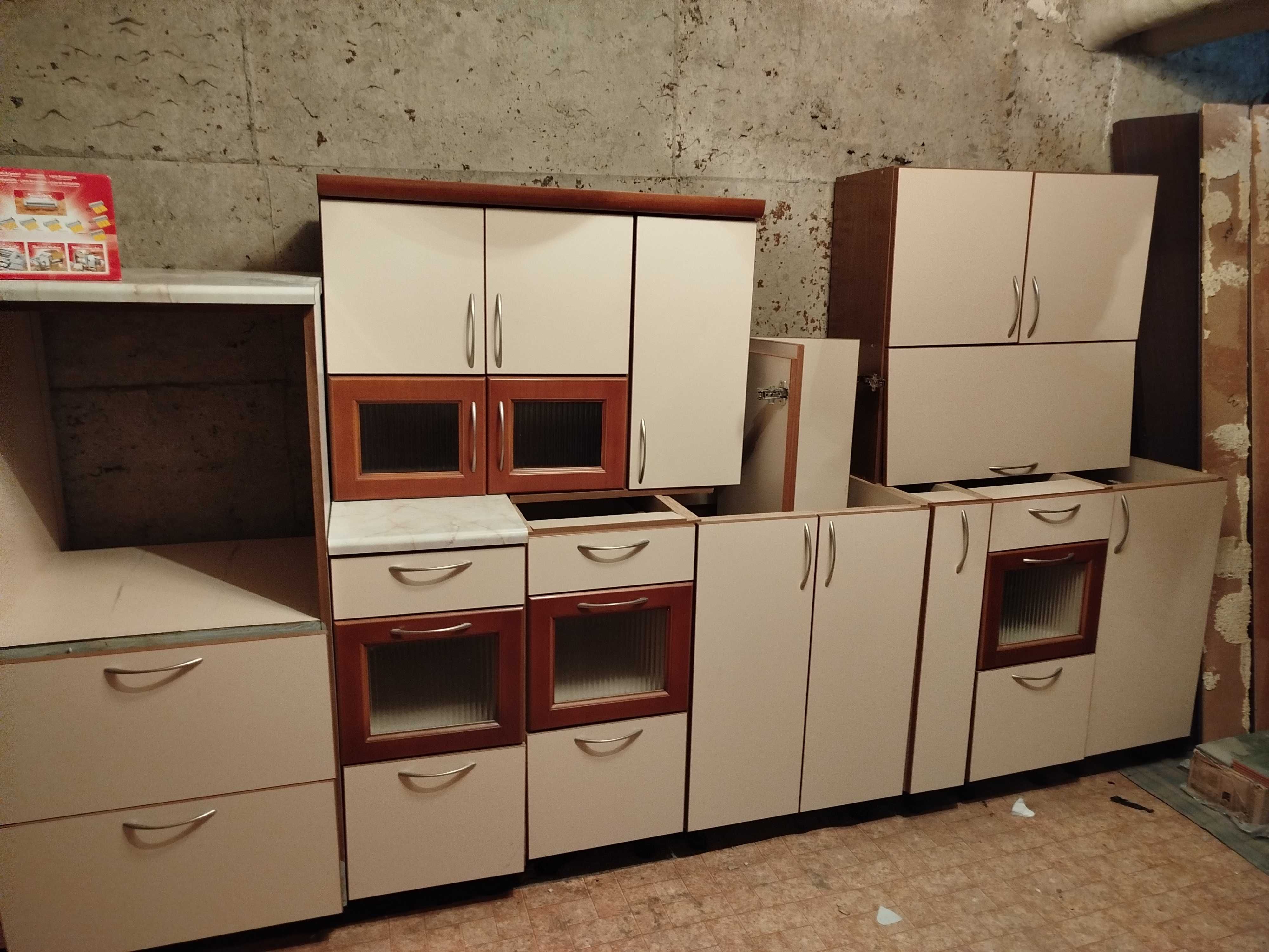Кухня mdf (правена е по поръчка)