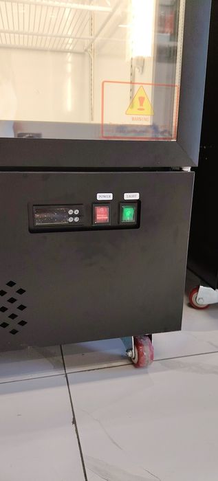 Холодильник витрина