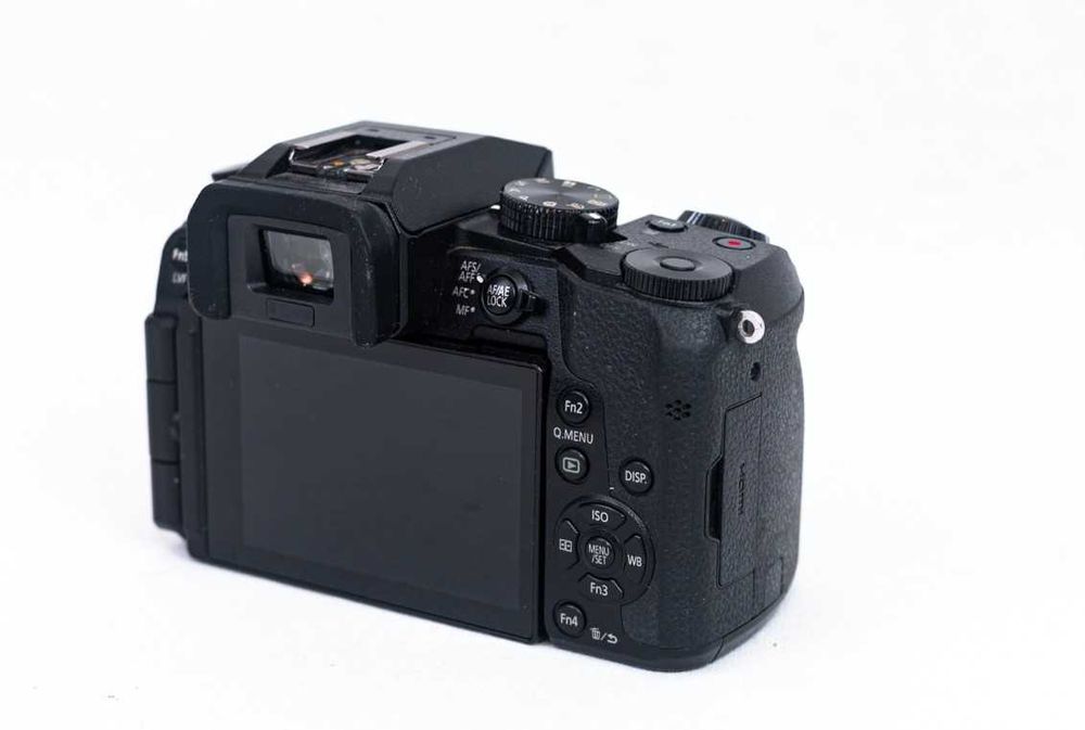 Panasonic Lumix G7 - BODY - camera mirrorless