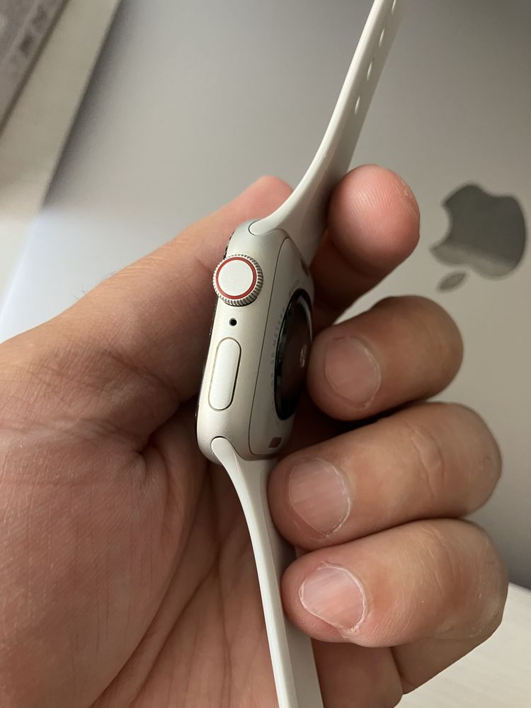 Apple Watch SE 2 40mm