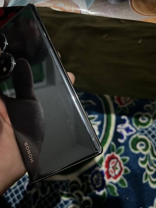 Honor 70 5G xotira 128ga 8+2