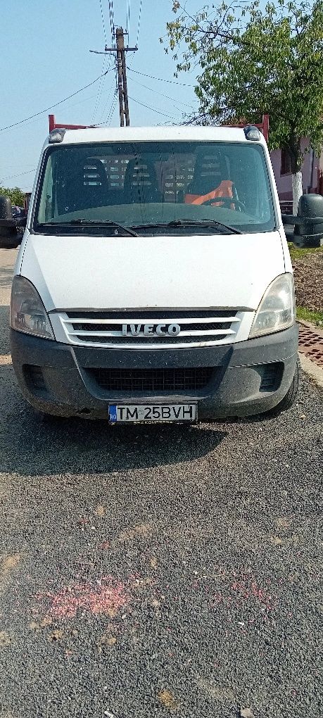 Vând iveco daily