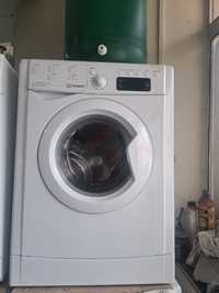 Mașină de spălat modificată pe butoi  Indesit