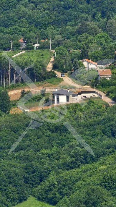 Парцел във в.з. Люлин № 80442