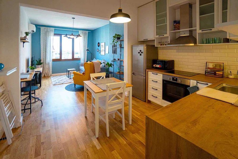 Продава се Двустаен апартамент в София, Център - 56 кв.м за 5358 €/кв.м - Снимка #1