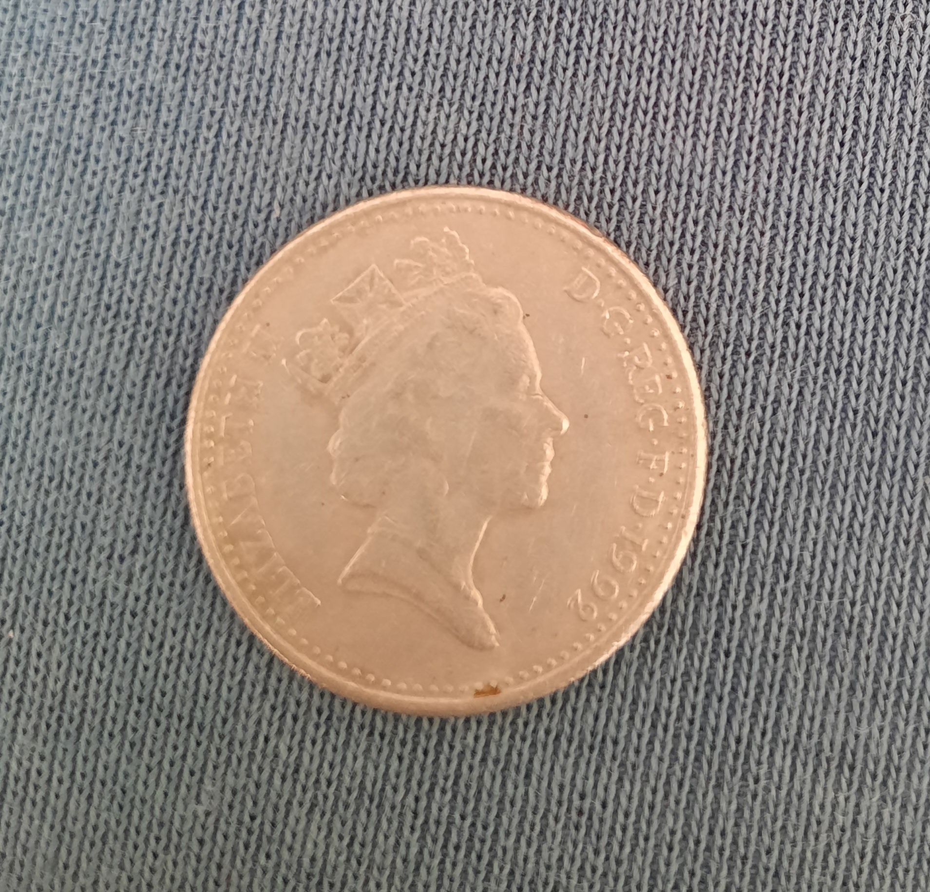 Moneda Reg.Elizabeth