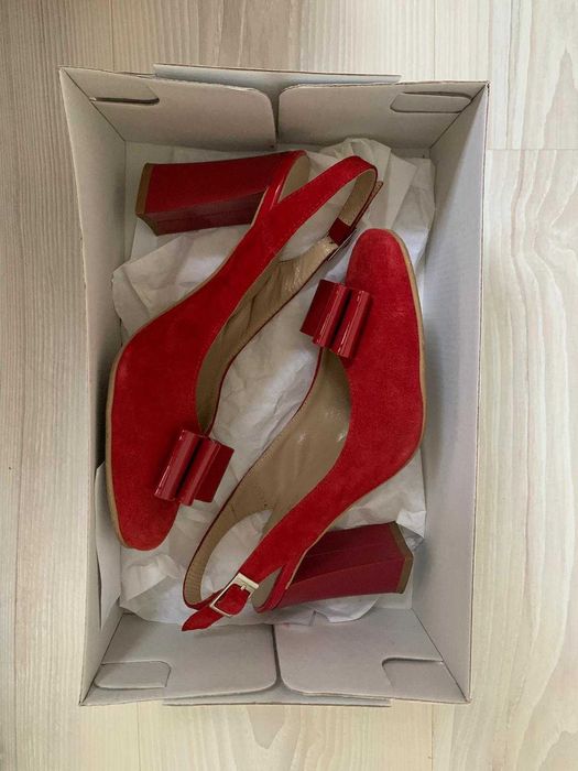 Vand pantofi eleganti, dama, rosii, marimea 35