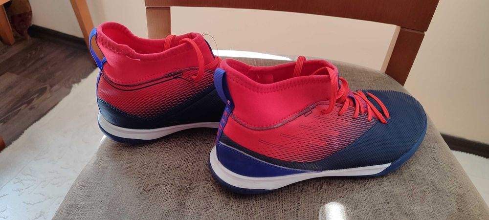 Детски бутонки Nike и Стоножки Kipsta