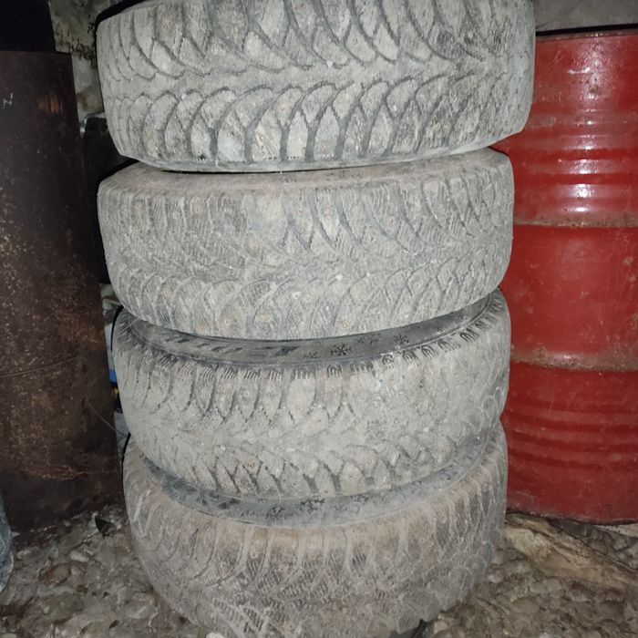 Покрышки с литыми дисками