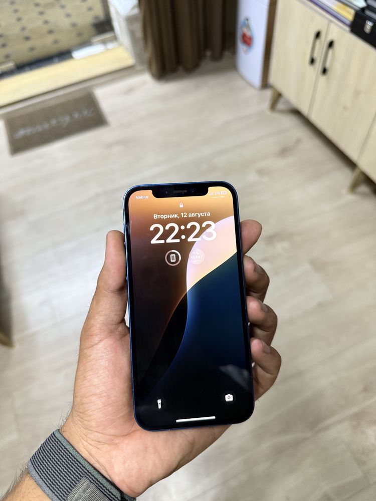 Iphone 12 sotiladi