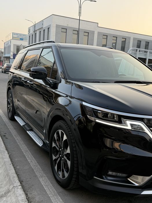 Срочно Продается Kia Karnival 2023