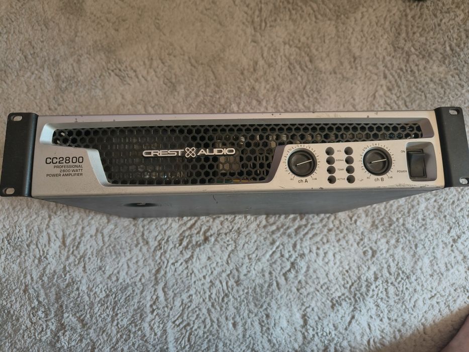 amplificator audio Crest cc2800