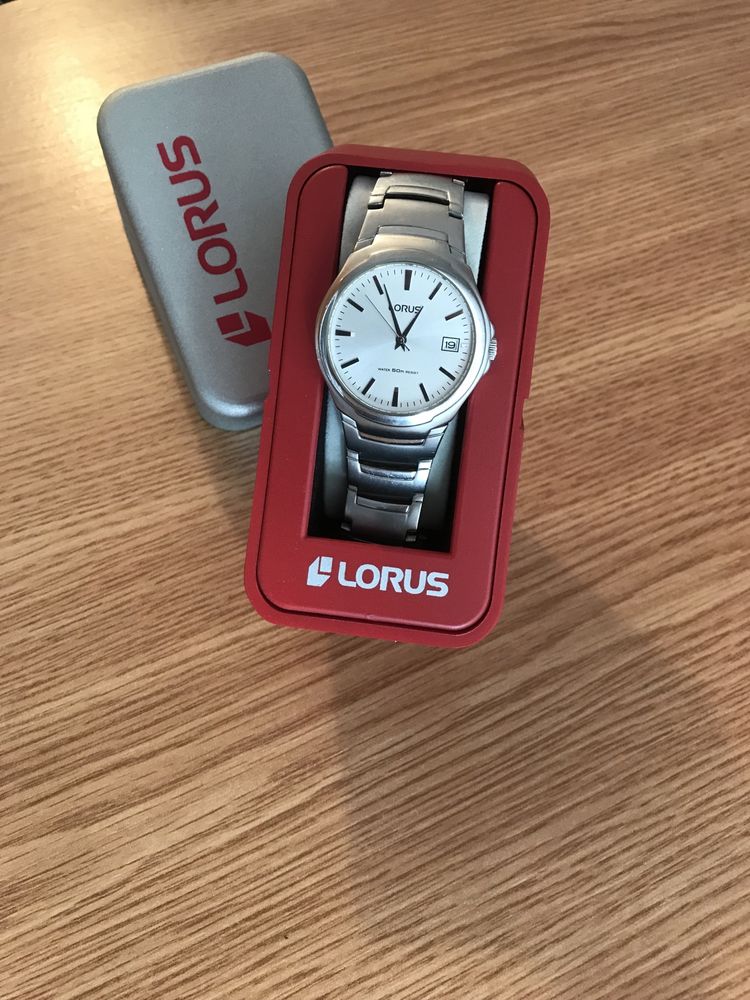 Vand ceas LORUS Silver