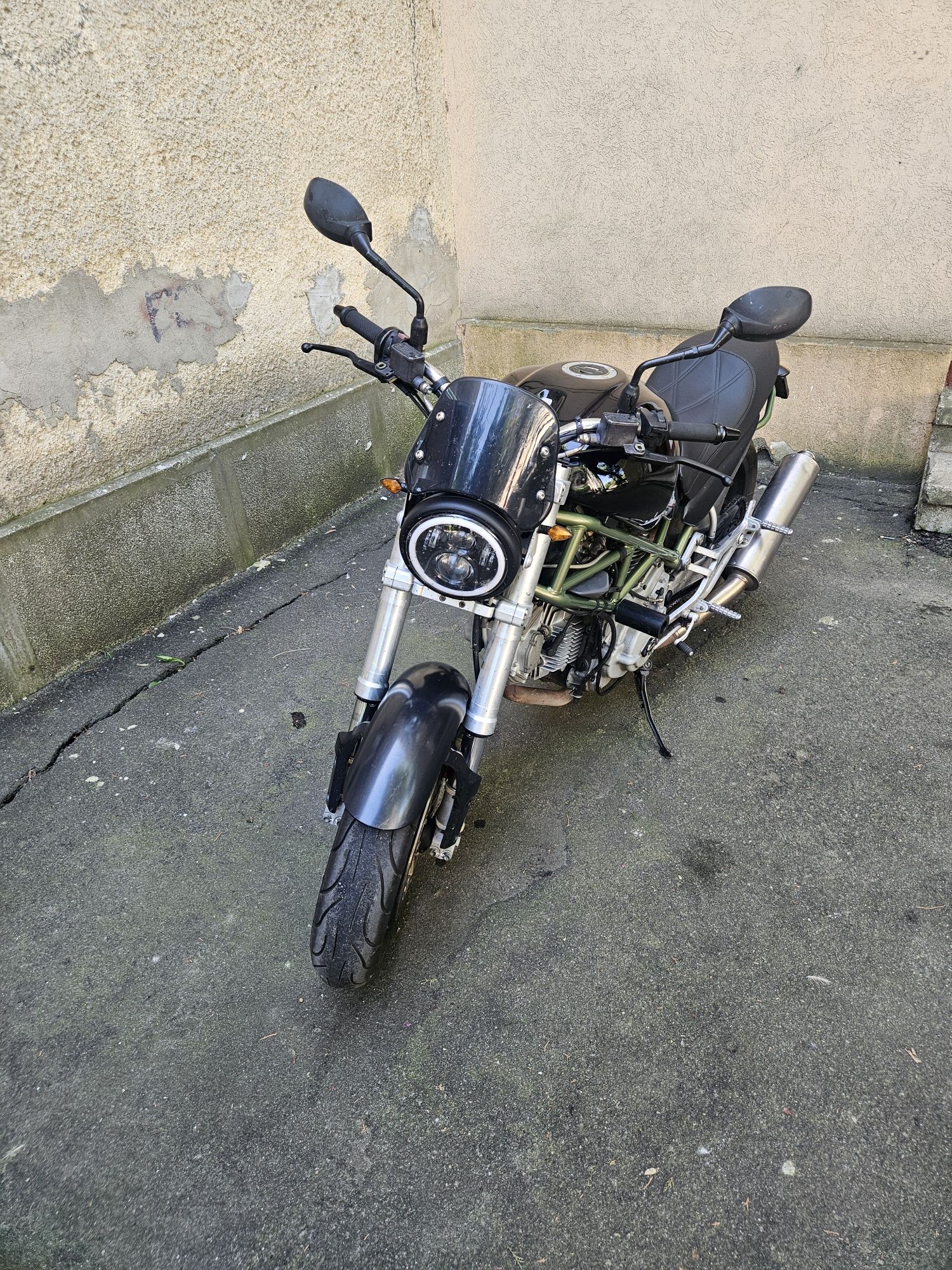 Ducati Monster 600 2001 A2