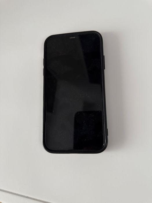 Iphone 11 green, utilizat , stare buna