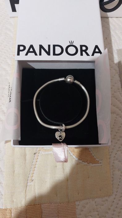 Продавам гривна пандора