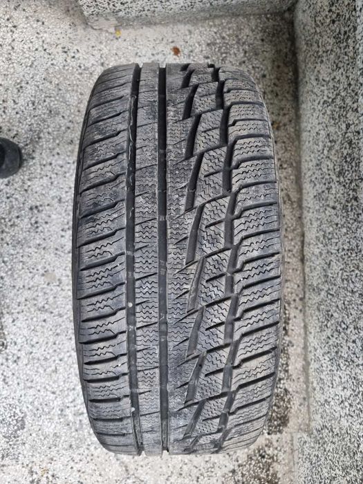 225/45/17 TOYO Snowprox