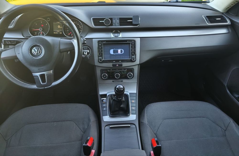 Vând vw passat b7 2.0 d Bluemotion
