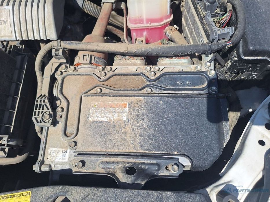 Invertor transformator de tensiune TOYOTA PRIUS _W3_ 2008 - > Plug-in Hybrid 2ZR-FXE G9200-47210