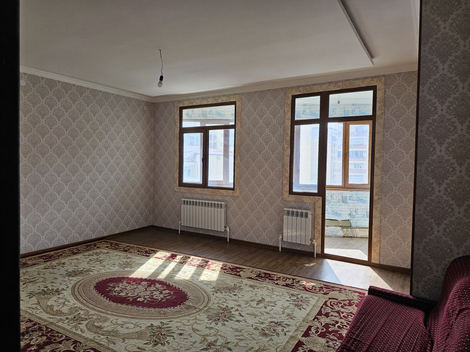 Жар-арик 3 хонали квартира 3/4/7 сотилади 115000у.е.