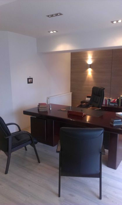 Oferim spre vanzare Penthouse in Centru, se accepta plata in rate.