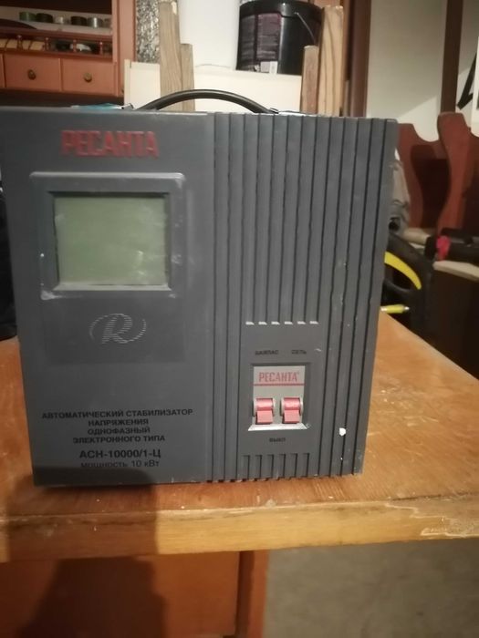 Стабилизатор напряжения Ресанта