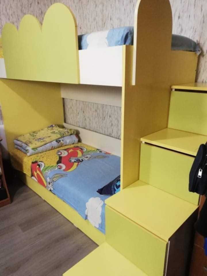 Двуетажно легло без забележки