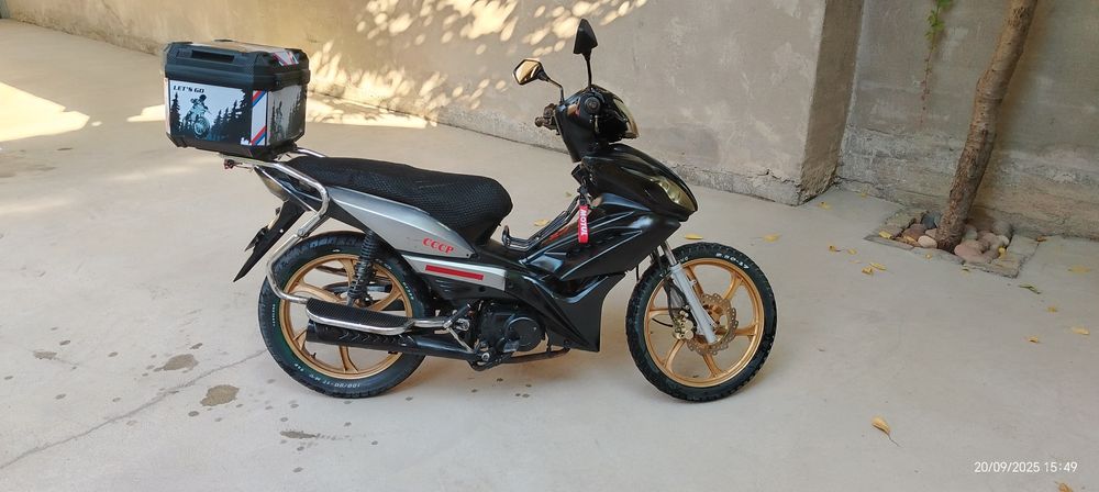 Moped 110cc sotiladi