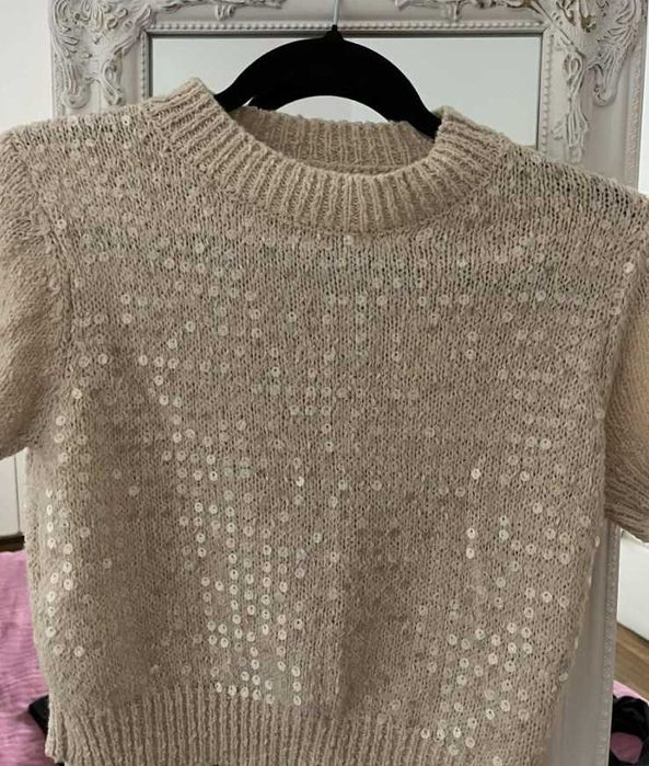 Есенни блузи и пуловери