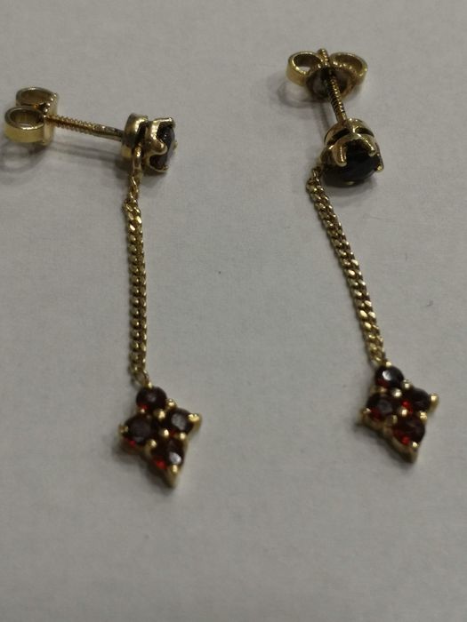 Vind cercei din aur 18kt cu granate Bohemia