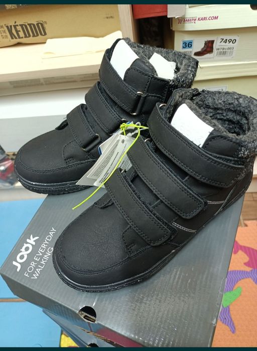 Демисезонные ботинки на мальчика