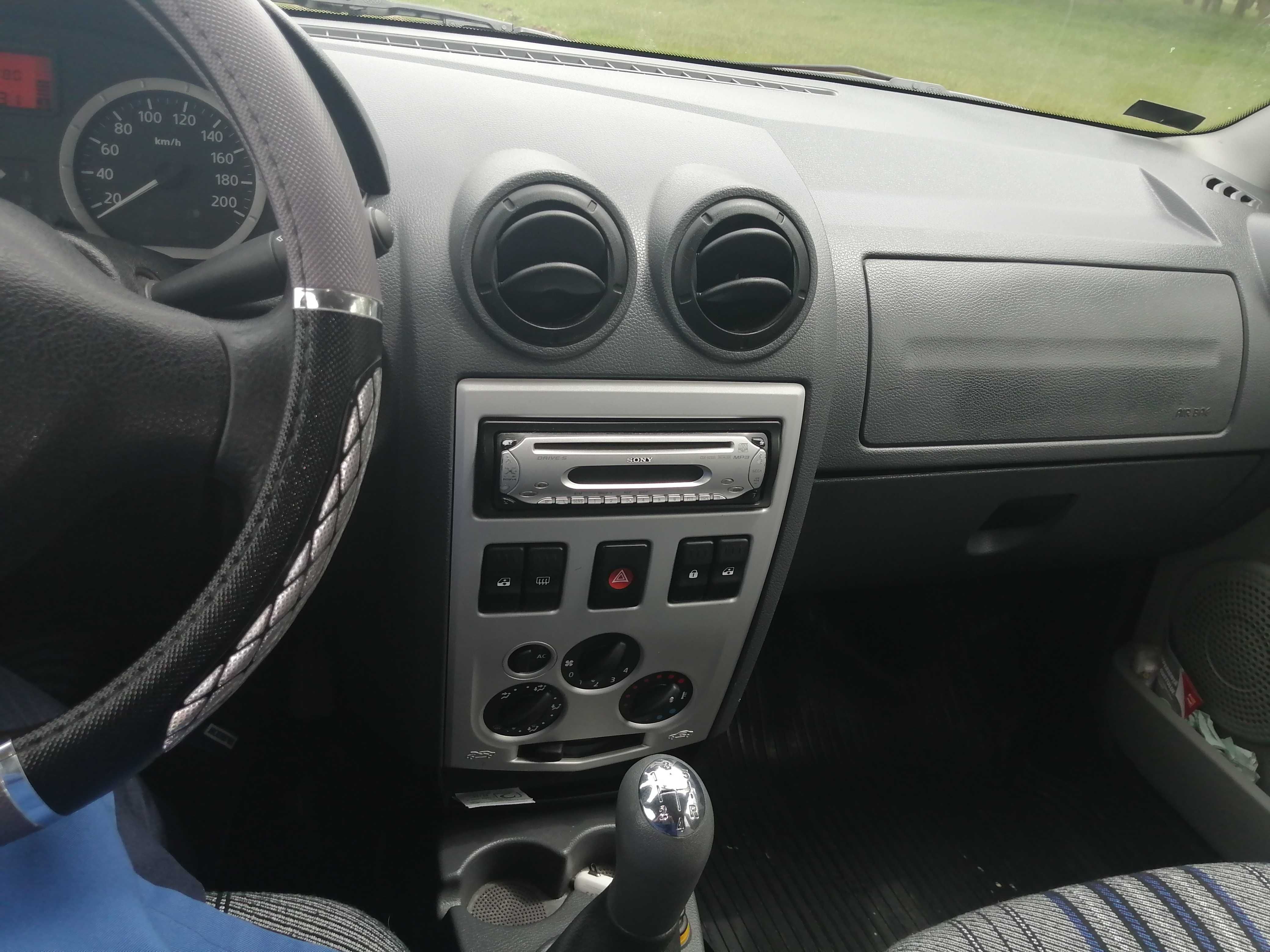 Dacia Logan 1.4 MPI 75 CP Laureate