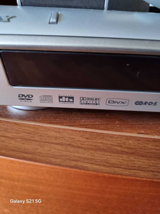 Система за домашно кино SONY DAV-DZ10