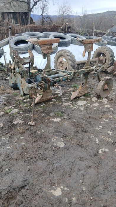 Vând plug Rabewerk reversibil manual