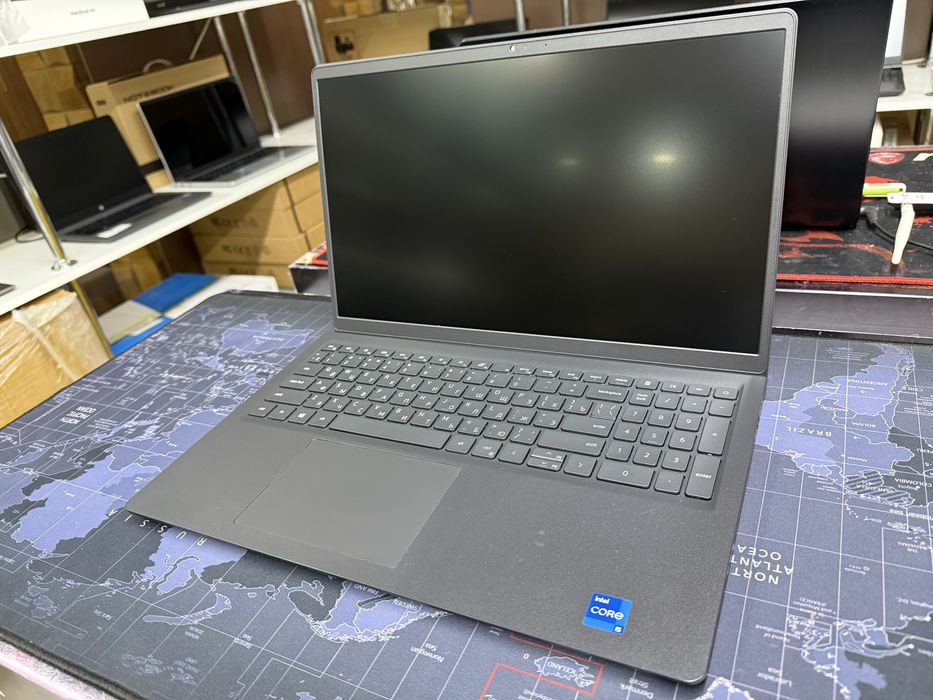 Ноутбук Dell Vostro 15 - Core i5-1135G7/8Gb/512Gb