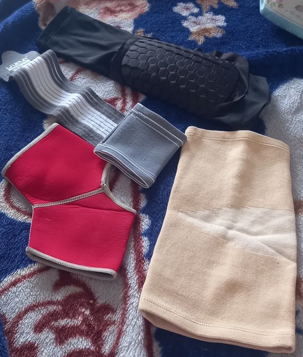 Articole sport genunchiere