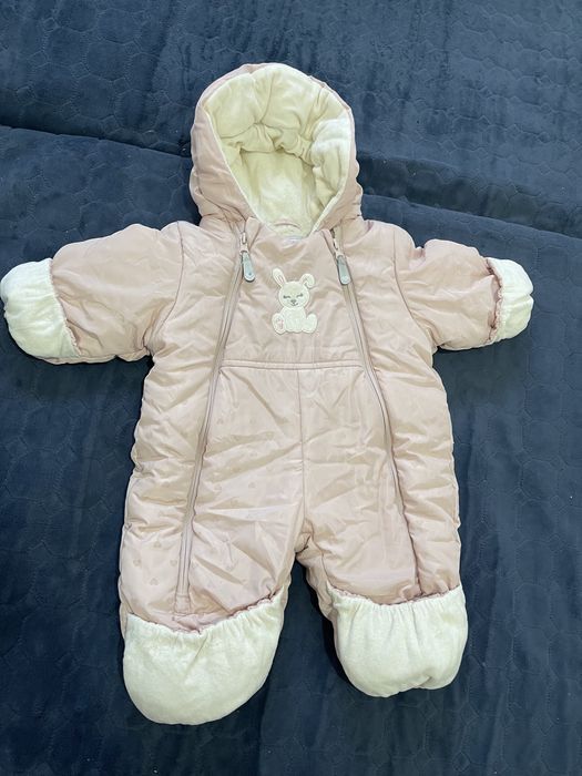 Продам зимний комбинезон для новорожденных